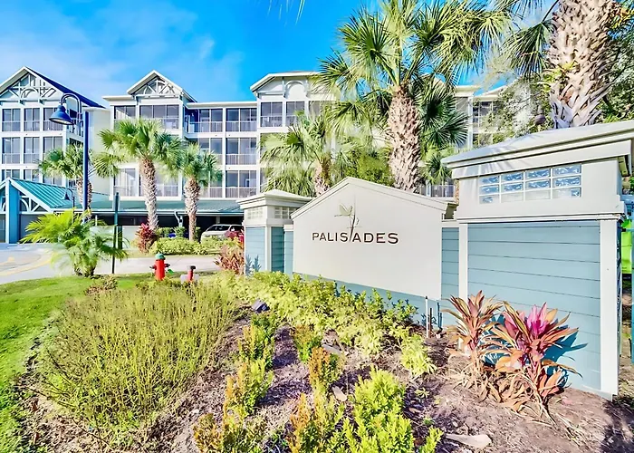 Bright & Modern 2Br Condo With Pool & Hot Tub, Near Disney!